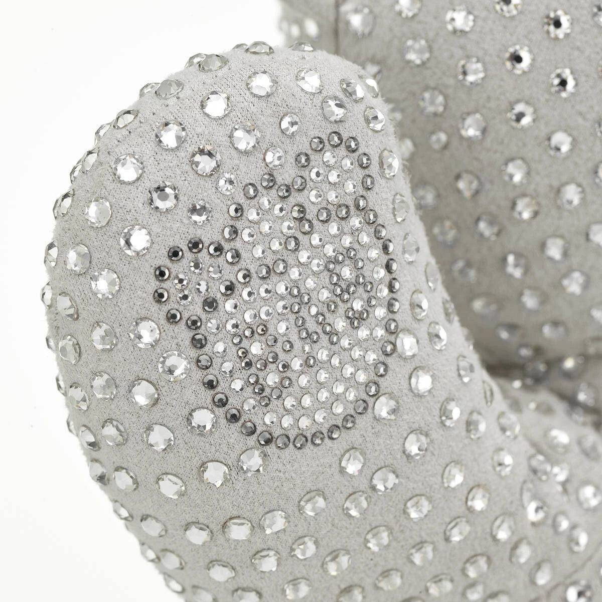 25th Celebration Collectible Featuring Swarovski® crystals | Build-A-Bear® - US 2393